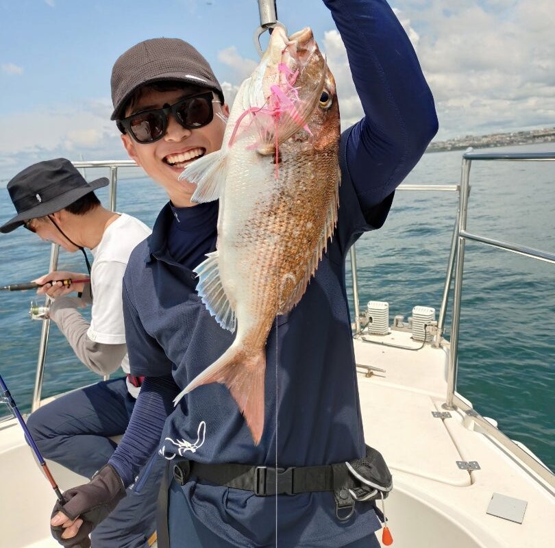 5月22日鯛ラバ+スーパーライトジギングチャーター1日便5名様の釣果です