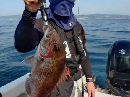 鯛ラバチャーター1日便3名様の釣果です