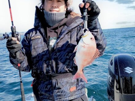 2024年2月3日鯛ラバ、アジサビキ乗合1日便3名様の釣果です。