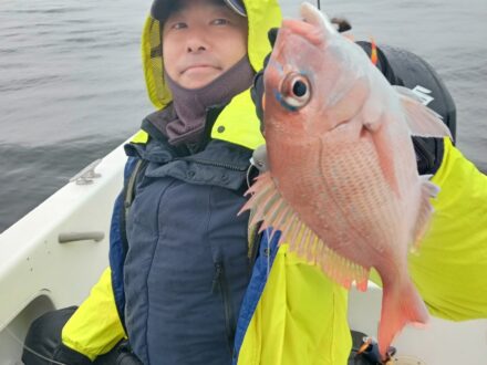 2024年3月25日鯛ラバ乗合1日便3名様の釣果です