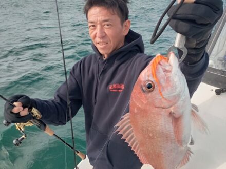 5月4日鯛ラバチャーター1日便5名様の釣果です